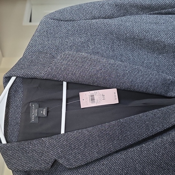 NWT Ann Taylor Factory Charcoal Gray Blazer, Size 10P - Picture 2 of 8